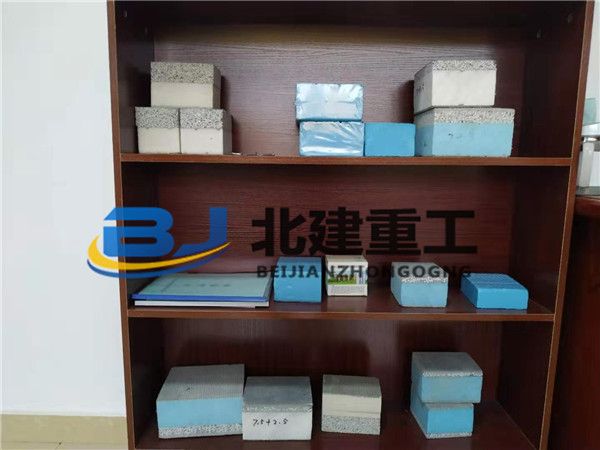 免拆模板设备